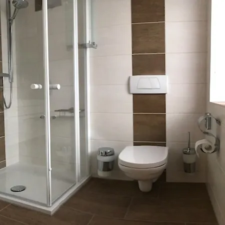 Gastehaus Am Badepark * אינזל